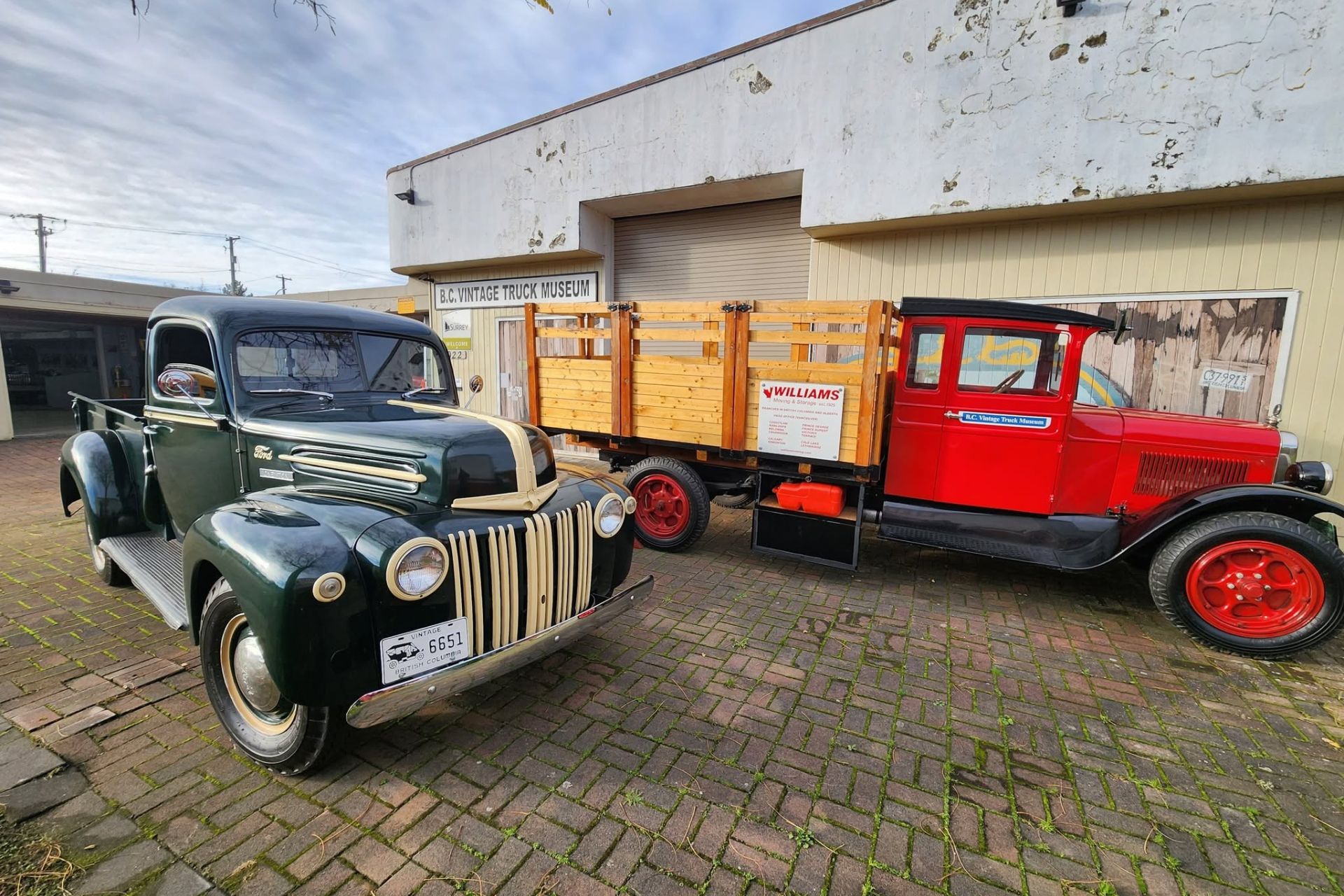US■GAYLORD BROS.INC■ゲイロード■ブックトラック■ヴィンテージ National Truck Show | Cloverdale Fairgrounds | Surrey | Discover