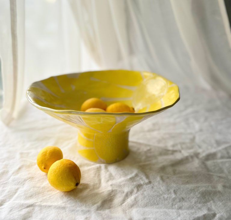 Blue Poppy Pottery - A yellow display bowl with oranges - Surrey Through My Lens